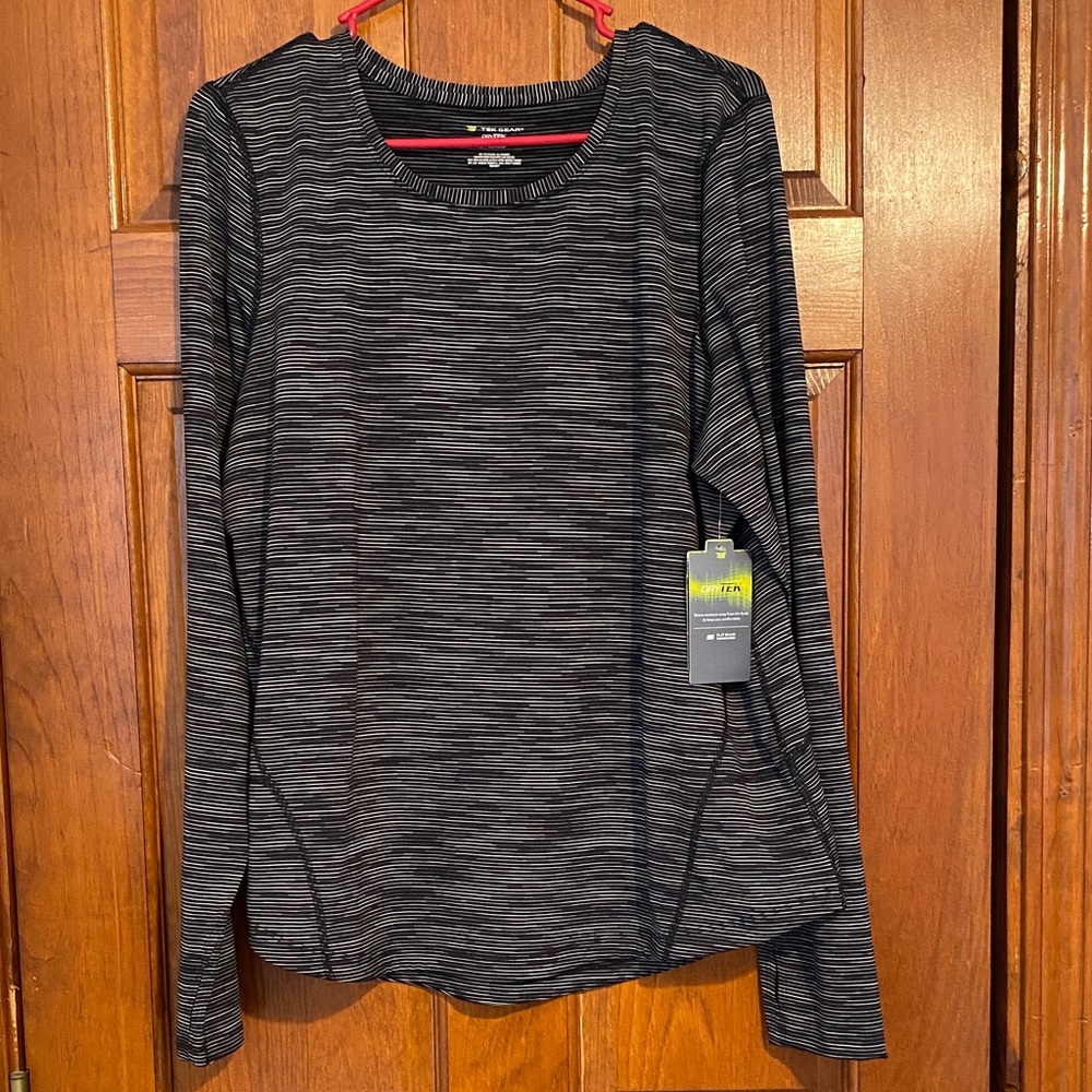 Tek Gear DryTek Long Sleeve Athletic Tee